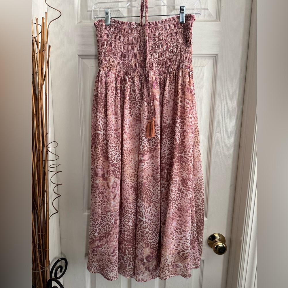 STRAPLESS. HALTER. SKIRT. 
How will you wear it?